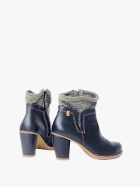 Rare‼️ EL NATURALISTA Leather Navy Chunky Heels Booties